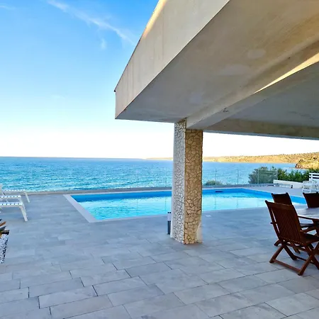 Villa Villa Daniela Con Piscina Privata E Discesa A Mare Augusta